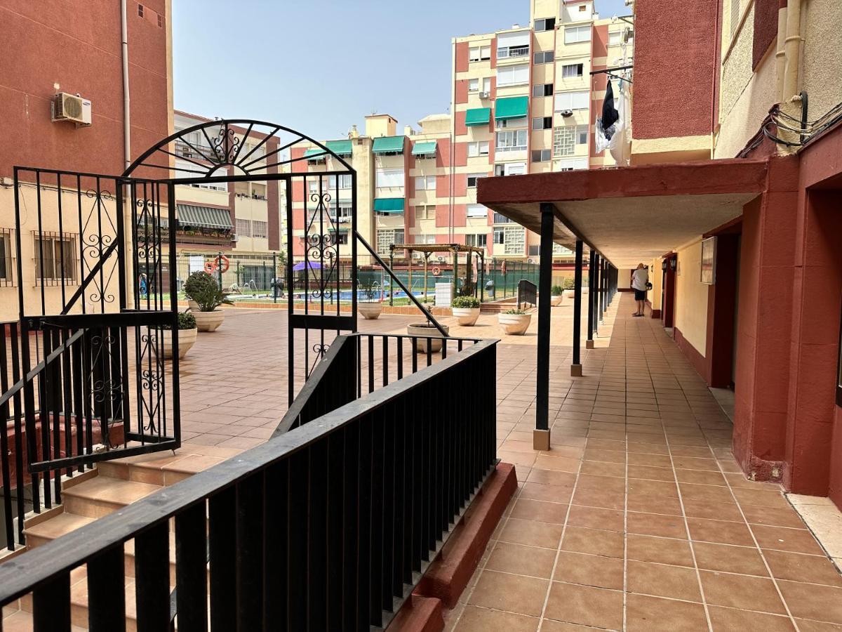 Love Home - Recien Reformado, Piscina, Playa A 10 Minutos, Centro A 5 Minutos Torremolinos Luaran gambar